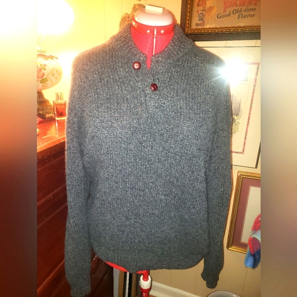 L.L. Bean Gray Women's Sweater - Picture 1 of 3